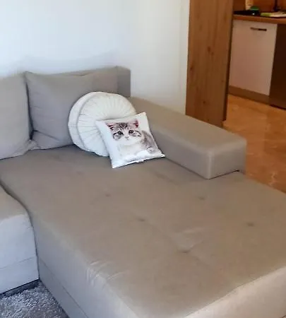Elena Apartman
